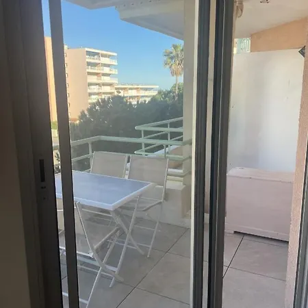 Joli Studio Les Pieds Dans L'eau Apartment